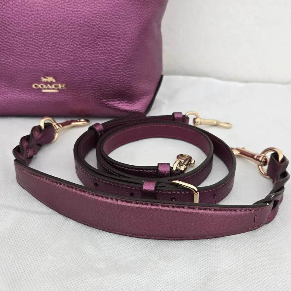 Coach Metallic Plum Leather Shoulder Bag with Gold Hardware - Picture 8 of 9